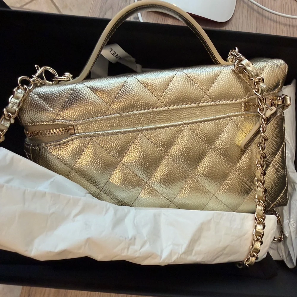 CHANEL Gold Quilted Vanity Satchel with Chain Handle - Picture 2 of 4
